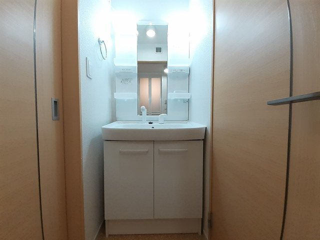 メゾン　ソレイユの洗面所|コンパクトで使いやすい洗面所