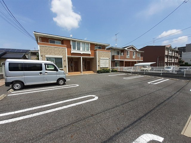 リリーフの駐車場|駐車場に車を止められます