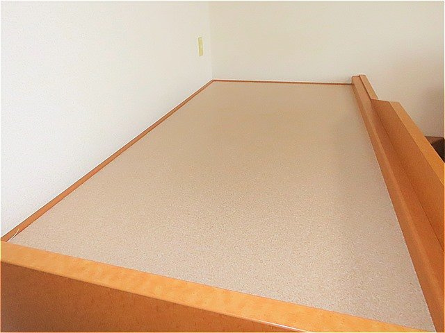 【寝室】 | レオパレスＷＨＩＴＥ　ＷＥＬＬ | ベッドスペース
