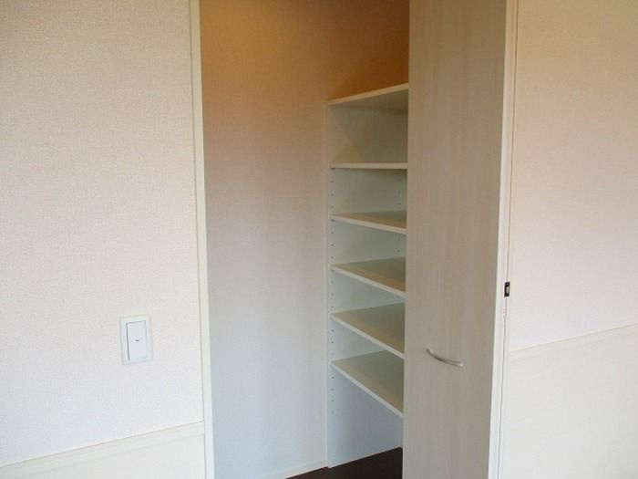 ハーモニックコート羽鳥野　Ａの収納