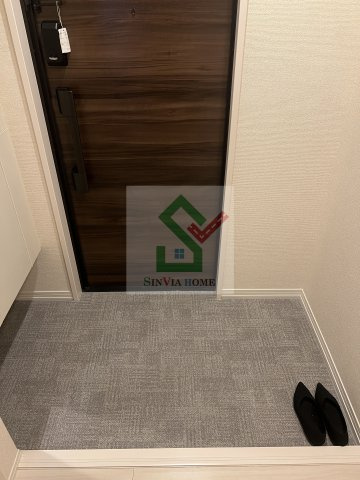 グリシーヌの玄関