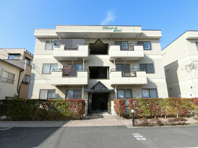 グランメール旗ヶ崎Ⅰの外観