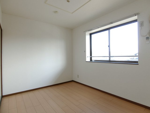 グランメール旗ヶ崎Ⅱの洋室