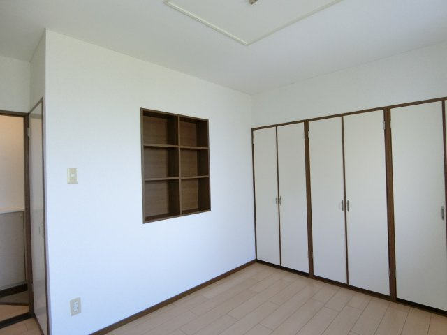 グランメール旗ヶ崎Ⅱの洋室