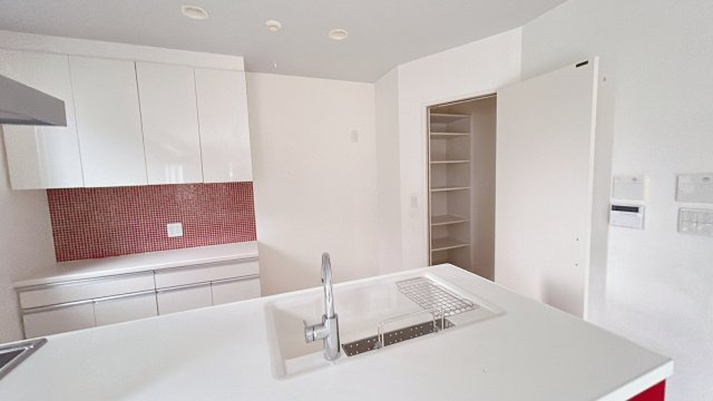 秋田市山王5丁目 中古のキッチン