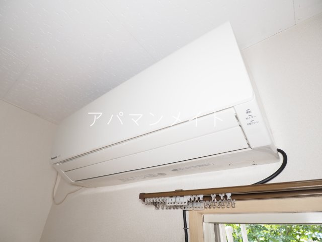 【設備】 | フォーミラーコート | エアコン付きです
