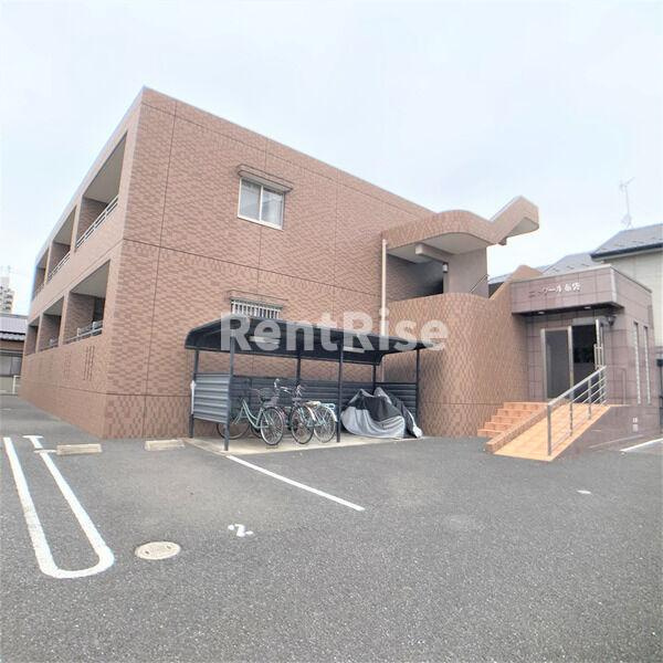 エトワール布袋の外観