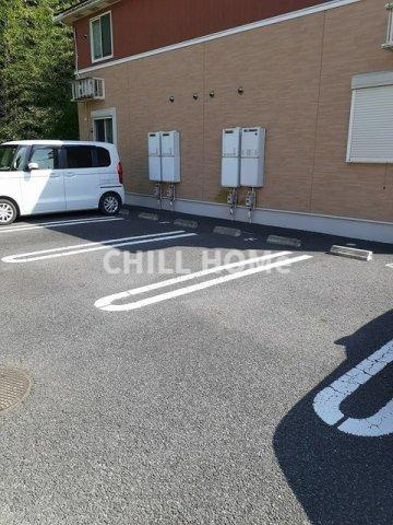 アイリー　Ｃの駐車場|当社、チルホームのHPもご覧ください(^^)/物件情報多数♪