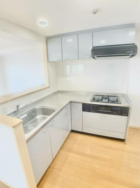 調布市布田４丁目の賃貸マンションのキッチン