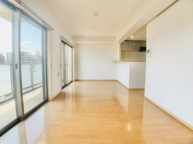 調布市布田４丁目の賃貸マンションの居間・リビング