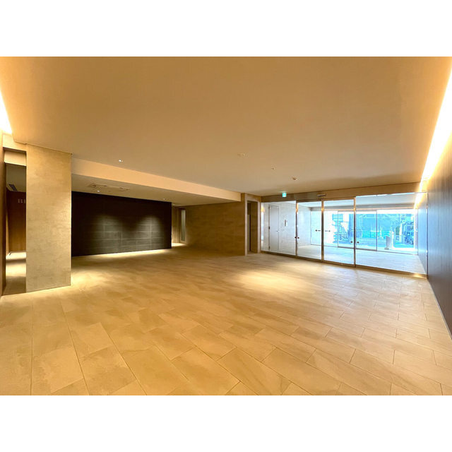川崎市多摩区西生田３丁目の賃貸マンションのロビー
