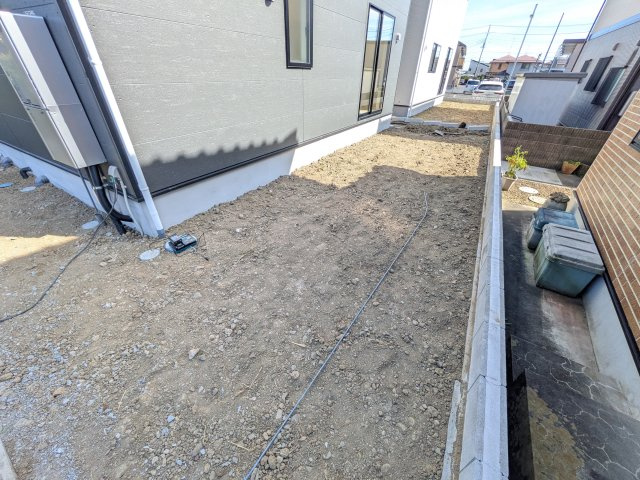 日立市小木津町　第6　新築戸建て　1号棟の庭|日当たりや広さを現地で体感してください。理想のガーデニングや家庭菜園を始めてみませんか。