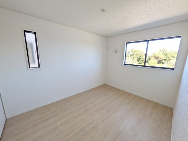 日立市小木津町　第6　新築戸建て　2号棟の洋室