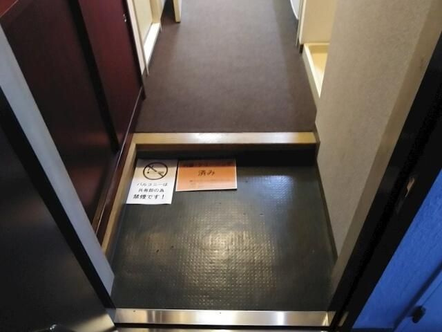 ダイアパレス新板橋の玄関