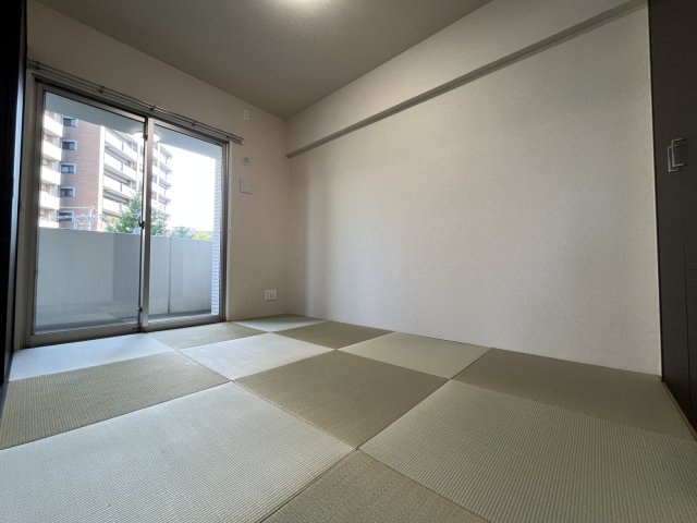 ヒューマインド美野島並木通りの和室|お子様と一緒に浸かれる広いバスタブで、バスタイムをさらに楽しく♪
