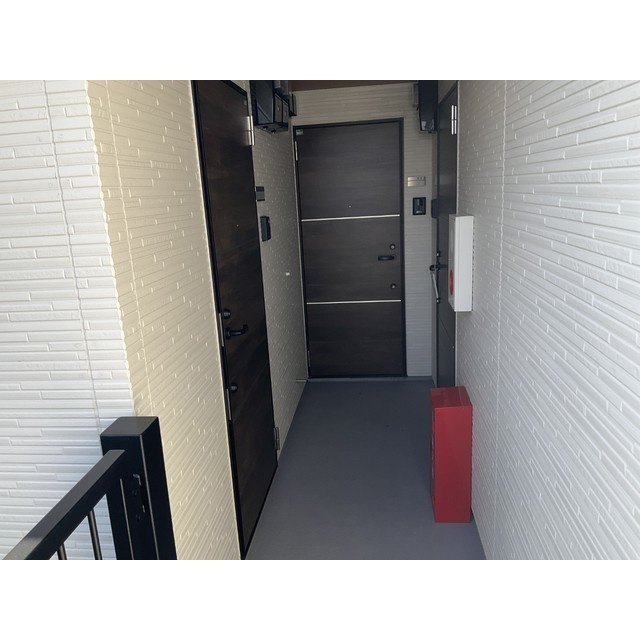 アザーレ・シド相武台の玄関