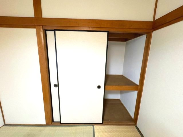 東阪田貸家の収納