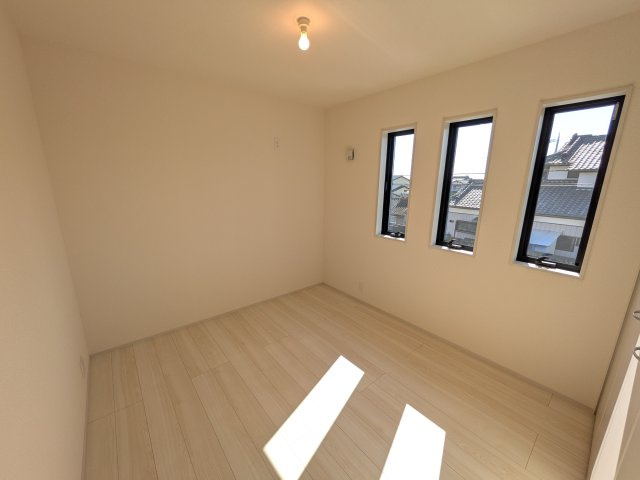 那珂市菅谷　19期　新築戸建て　2号棟の洋室