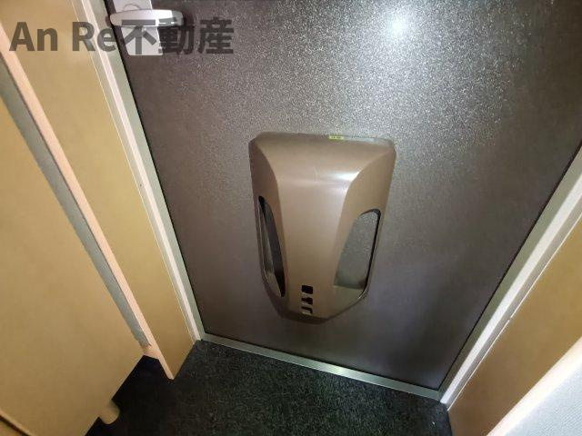 川口市東川口４丁目のアパートの玄関