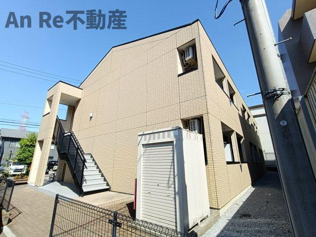 川口市東川口４丁目のアパートの外観