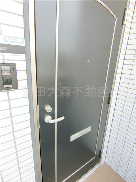 レークマンションⅡの玄関
