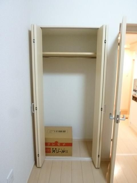 アザレ読売ランドB棟の収納