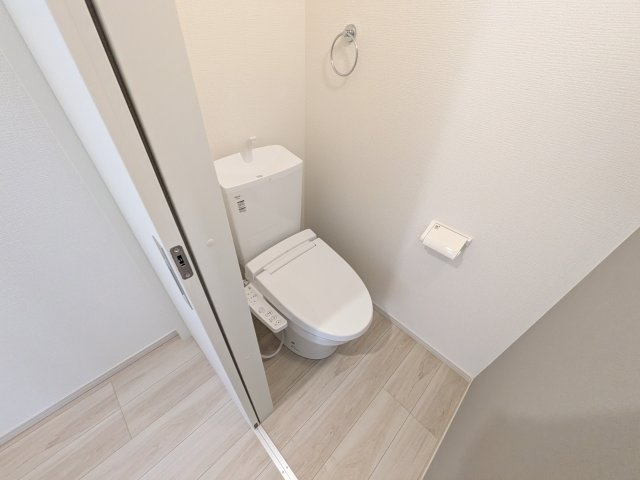 ひたちなか市平磯遠原町　1期　新築戸建てのトイレ|高い節水性能で、水道代を大幅にカット。環境とお財布に優しく、家計をしっかりサポートします。
もちろん温水洗浄便座付きです♪