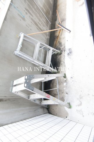 グランカーサ浦安のバルコニー|反転タイプのお部屋の写真です