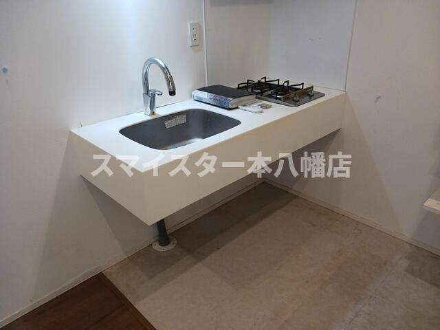 邑善庭のキッチン