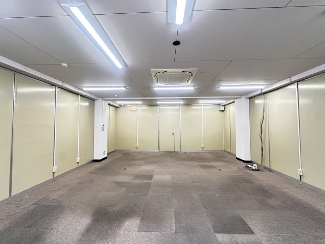 吹田市垂水町３丁目の事務所の内装