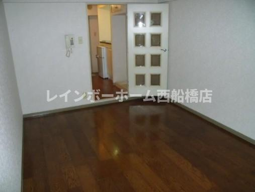 オネスティ船橋壱番舘の内装