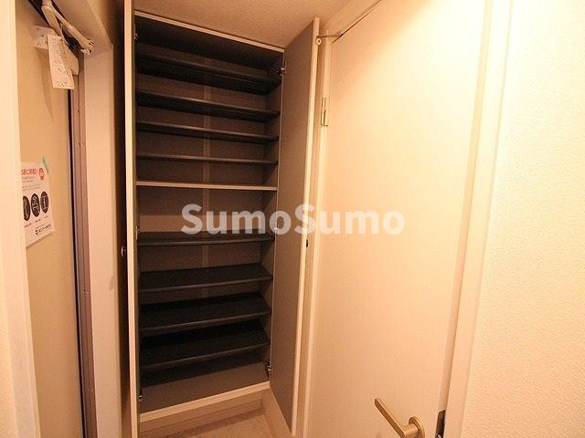 パティオ博多南Ⅱの玄関