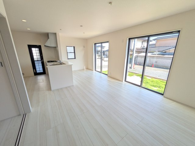 日立市滑川本町　4期　新築戸建て　１号棟の居間・リビング