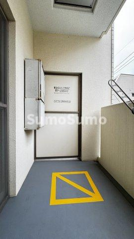 アンプルールベトンカルティエのバルコニー