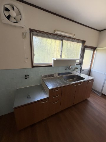 口ノ川貸家のキッチン
