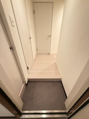 一〇館の玄関