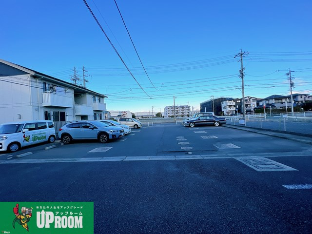 ピアチェーレＫ C棟の駐車場