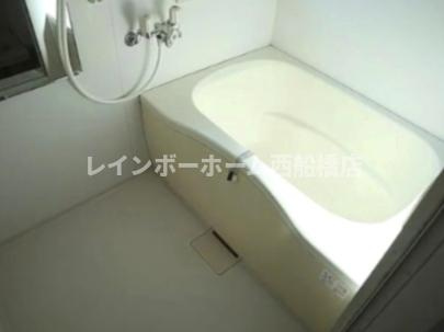 フォルス11の浴室