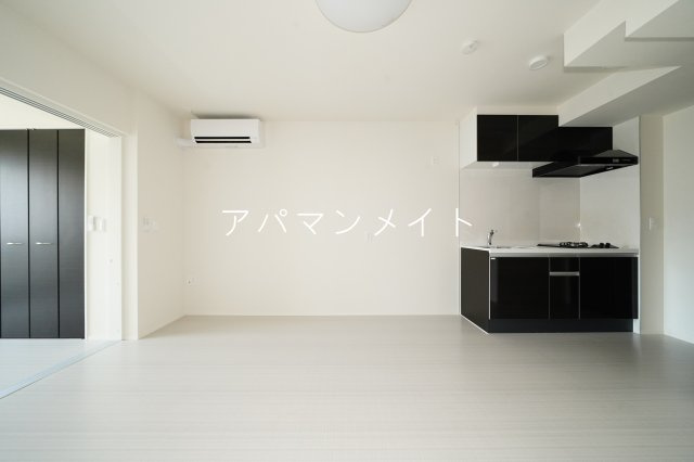 【居間・リビング】 | リオグランデ東戸塚 | 戸塚周辺ならアパマンメイトへＬｅｔｓ Ｇｏ ！