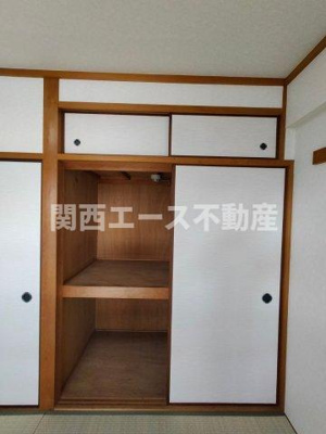  | ロイヤルヒルズ