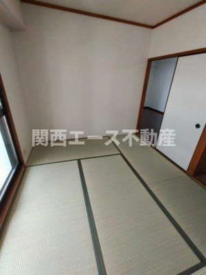  | ロイヤルヒルズ
