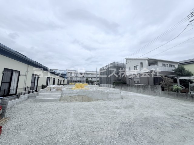 【外観】 | 浜松市浜名区西美薗 新築一戸建て 3号棟 | 現在建築中の外観画像です。ご内覧は同じメーカーの完成物件へご案内いたしますので、いつでもご相談ください！