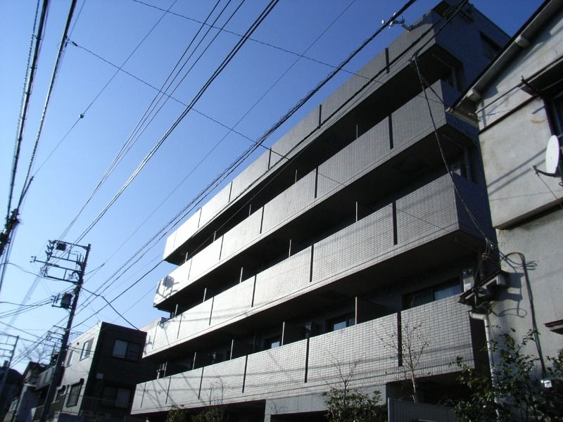 ルーブル中目黒弐番館の外観