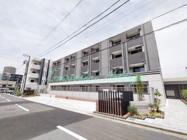 藤沢市湘南台５丁目の賃貸マンションの外観|鉄筋コンクリートマンションで防音面も安心♪