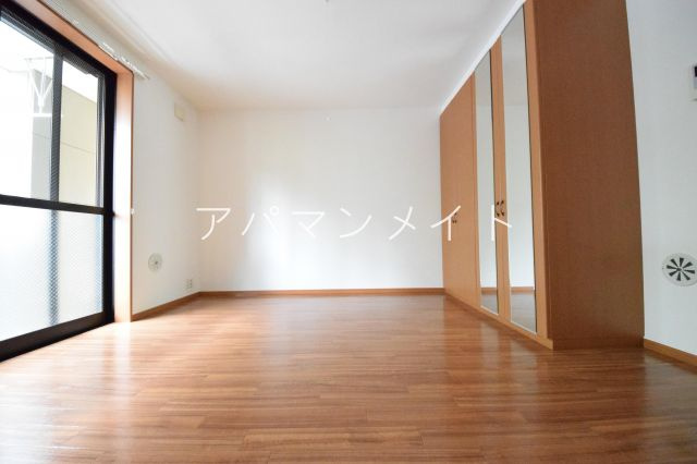 【居間・リビング】 | グラード | 戸塚周辺ならアパマンメイトへＬｅｔｓ Ｇｏ ！