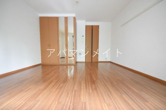 【寝室】 | グラード | 落ち着いた色調の寝室です