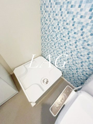 【設備】 | SUNNY HILLS（サニーヒルズ） 新小岩 | 室内洗濯機置き場です。