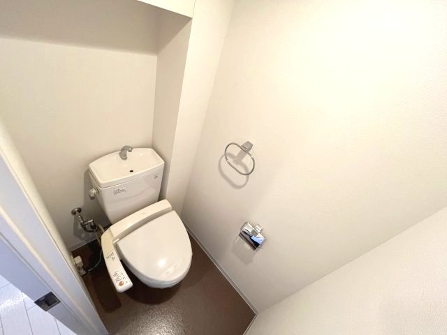 レジディア都島Ⅰのトイレ|イメージとして同マンション他部屋を表示しています