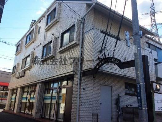 小金井市梶野町２丁目の賃貸マンションの外観