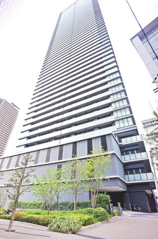 大阪市北区中之島６丁目の中古マンションの外観